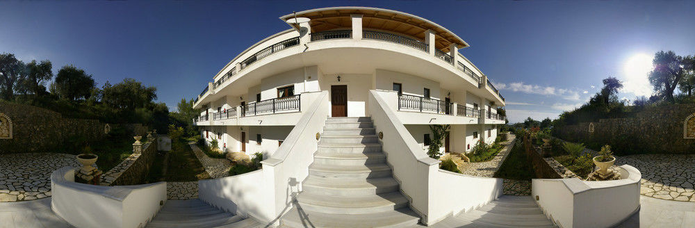 Marialice Apartment Dassia  Exterior photo